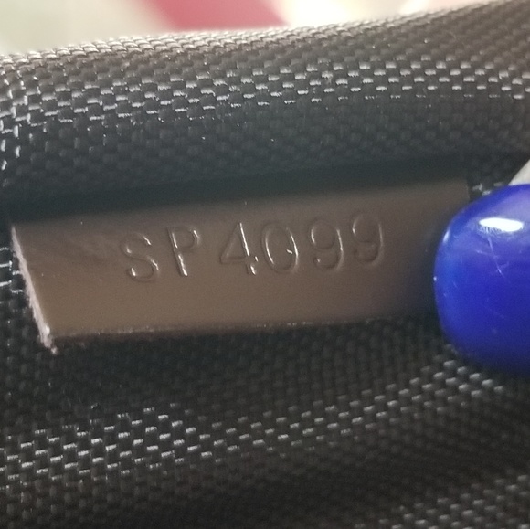 Louis Vuitton Damier Pegase 44 Luggage - Picture 3 of 6